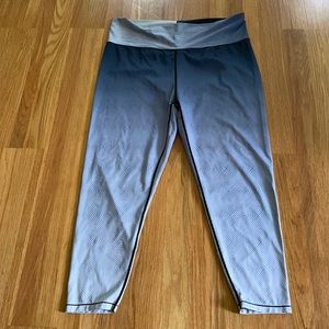 AR 33 leggings